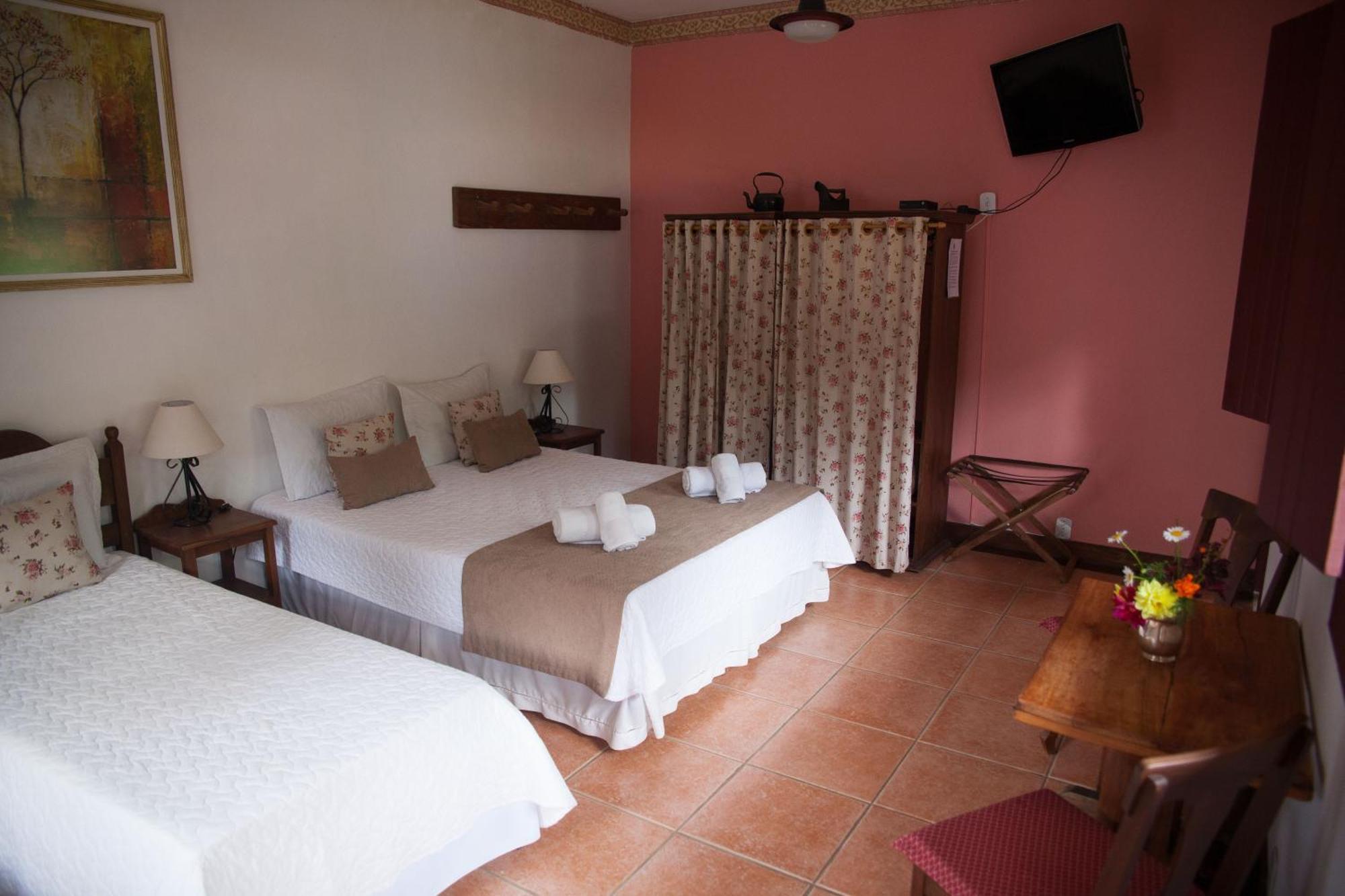 Hotel Solar Dos Montes Santana dos Montes Buitenkant foto